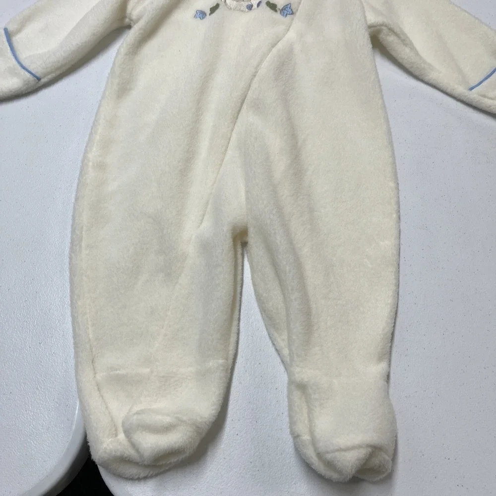 McBaby Fleece One‎ Piece Ivory Embroidered Teddy Bear Blue Trim Hooded Size 6-9M